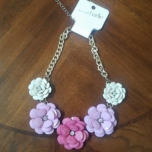 Floral necklace